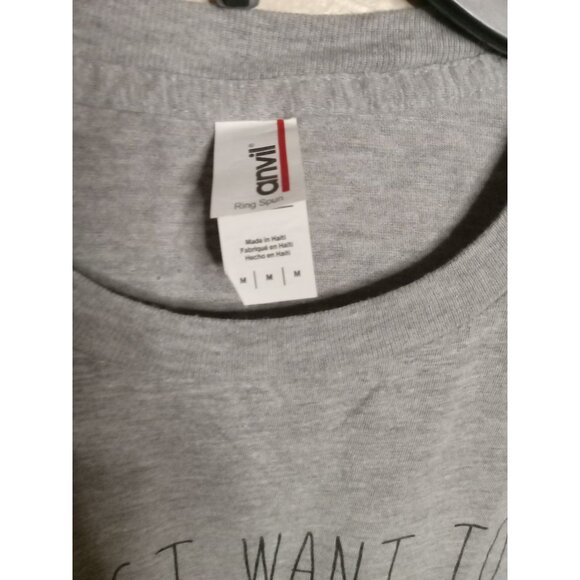 Citizen Nola Dogs And Beer Novelty Tshirt Size Medium Dog Lover Beer Lover - Picture 4 of 4